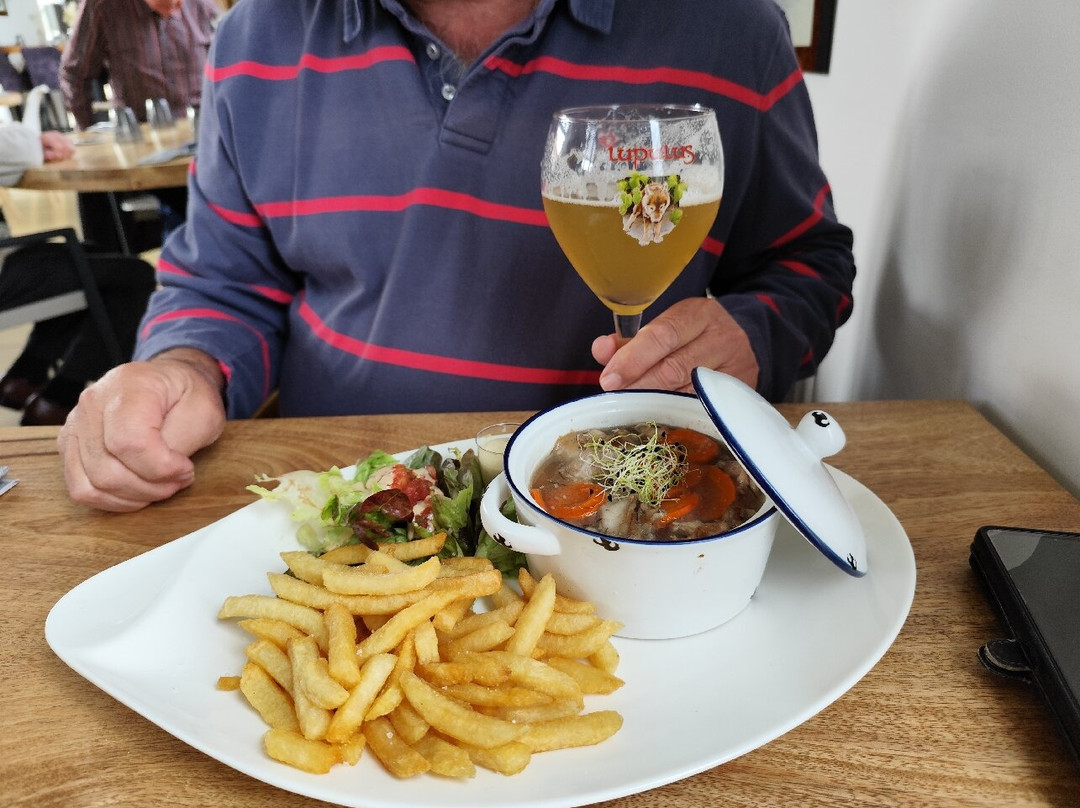 La Table De Marius À Samer