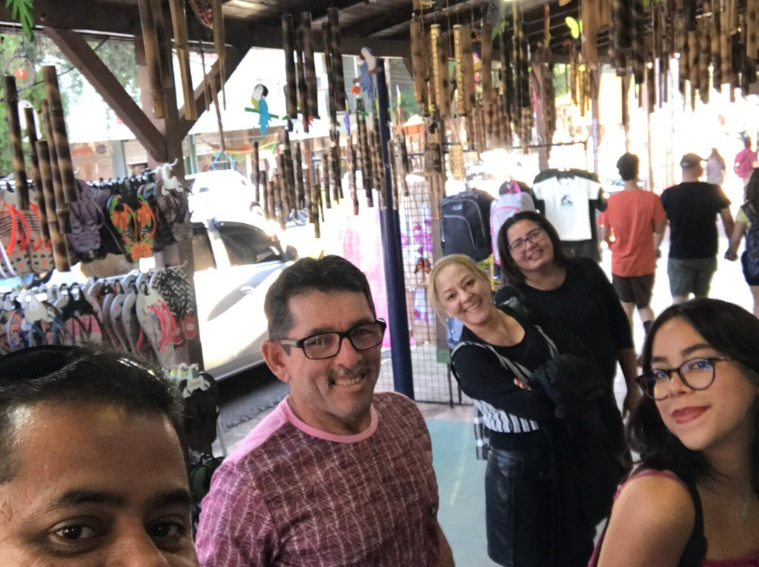 Feirinha de Puerto Iguazu-伊瓜苏港必去景点