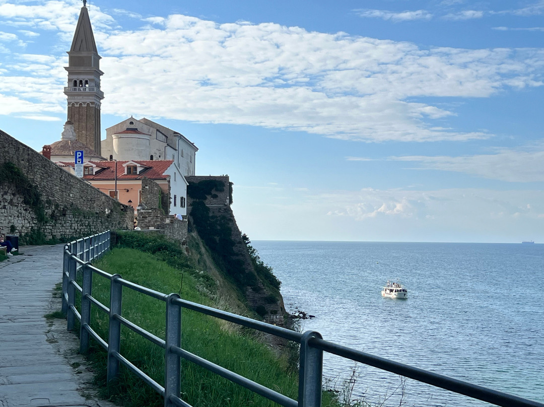 Rent a Boat Bernardin-波多若斯必去景点