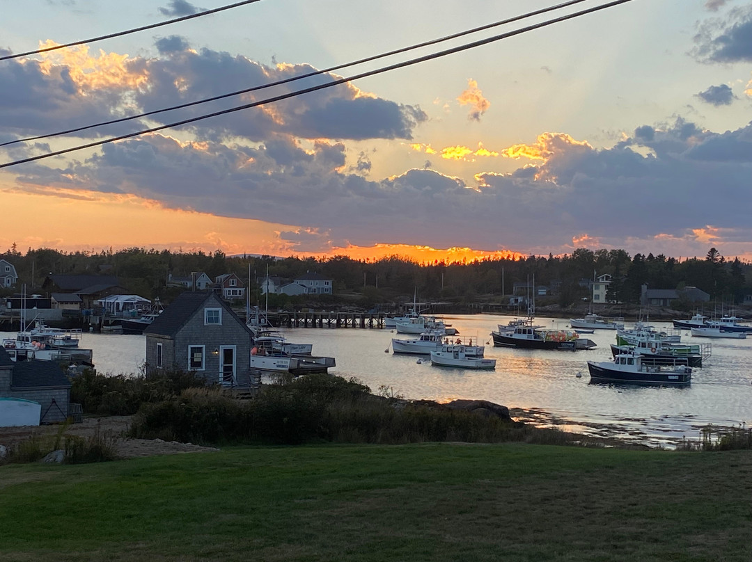 Starlight Lodge at Rockport Harbor主图