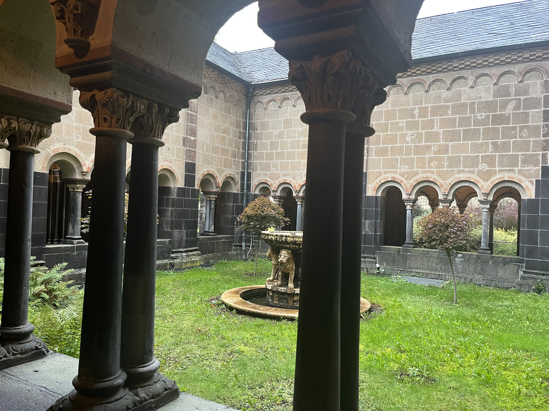 Maria Laach Abbey-Glees必去景点