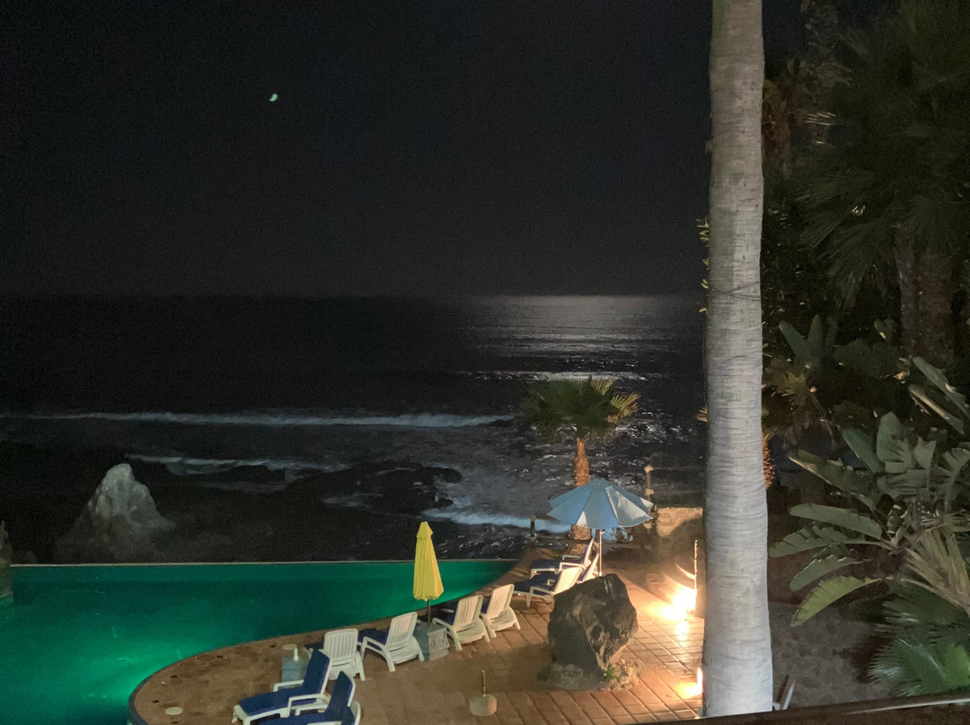 Las Rocas Resort & Spa主图