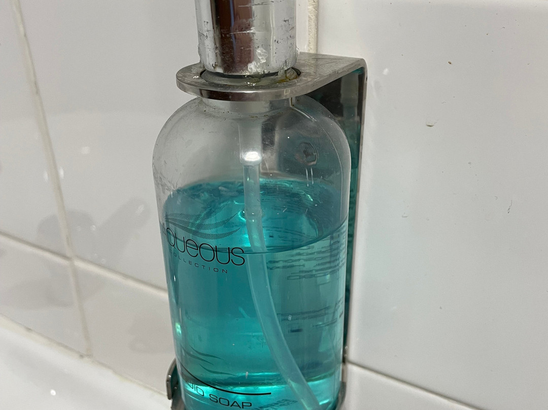 Dark Island Hotel主图