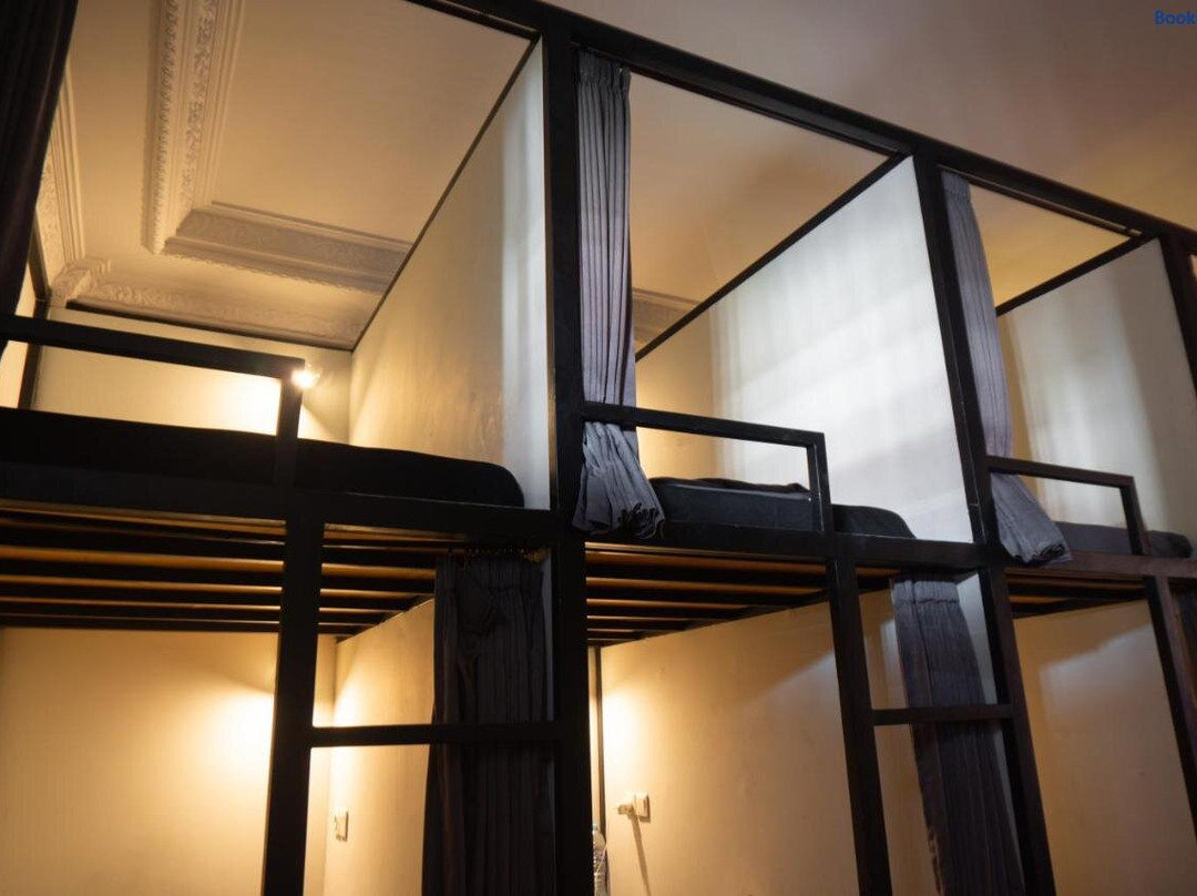 Sunshot Hostel