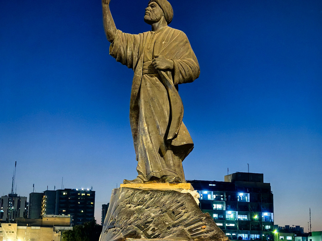 Al-Mutanabbi Statue-Baghdad必去景点