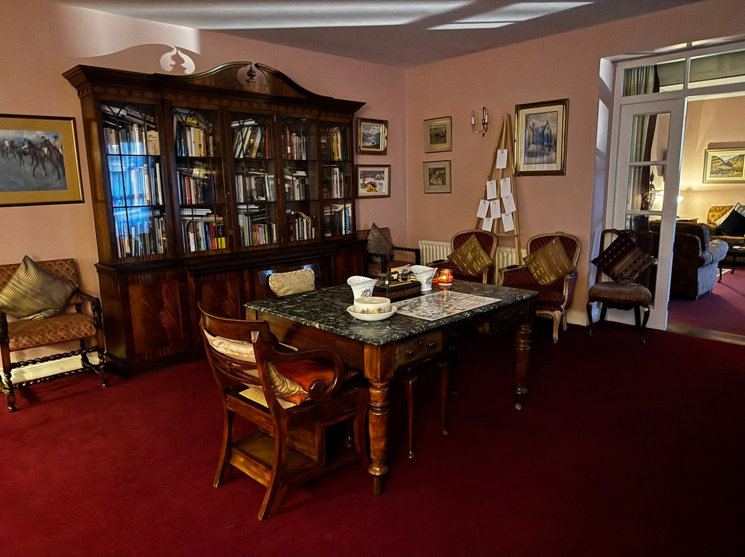 Castle Grove Country House Hotel主图