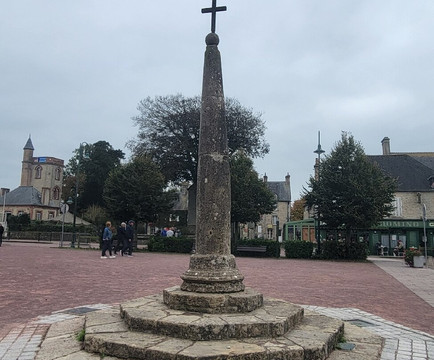 DDAY Normandy Guide-巴约必去景点