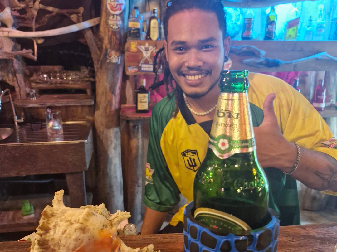 Fat Shark Bar-库克卡克海滩必去景点