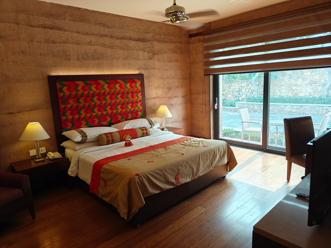 The Lalit Mangar主图