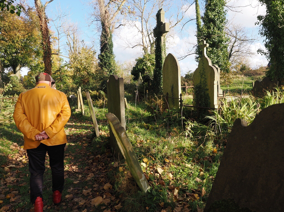 Friar's Bush Graveyard Cemetery Tours-贝尔法斯特必去景点