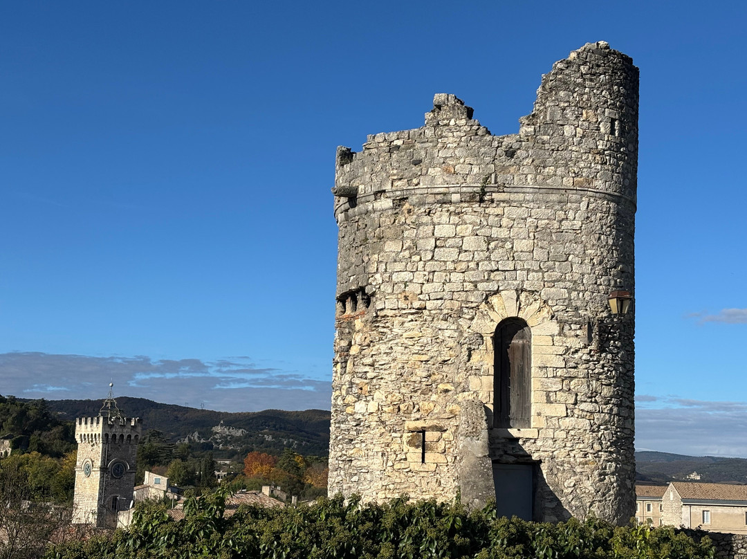 Viviers Cathedral-Viviers必去景点