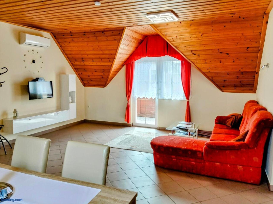 Andrea Villa Hévíz主图