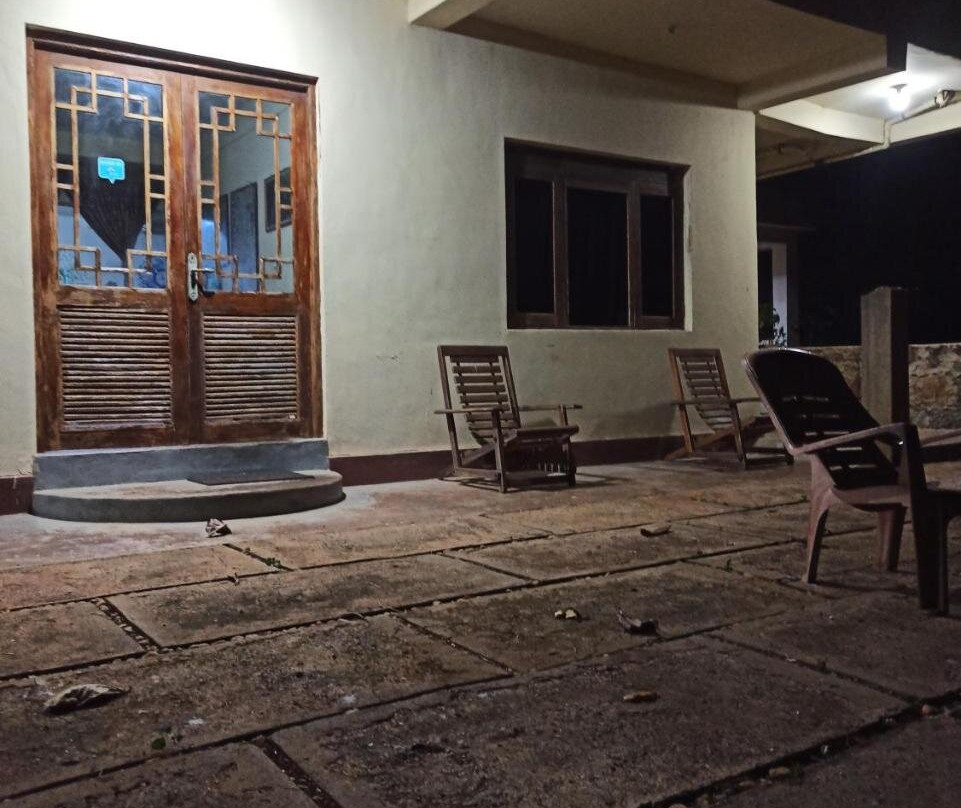 Seaface Rest Hambantota主图