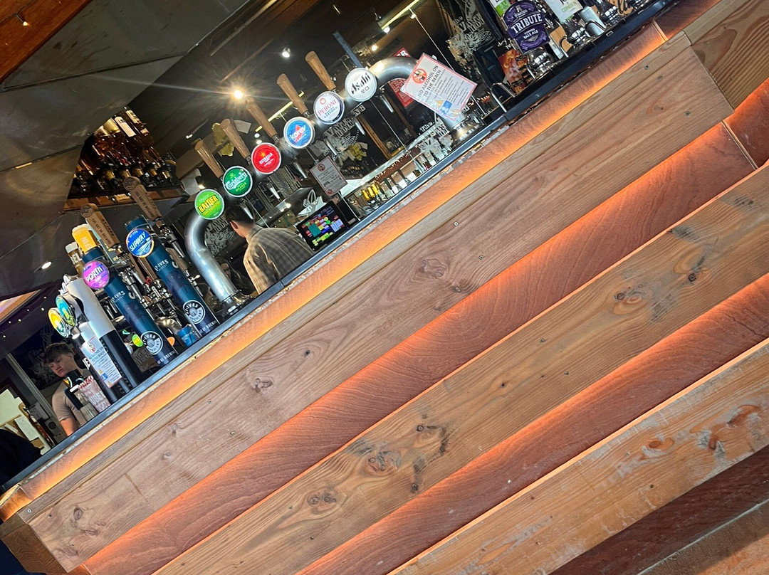 The Watering Hole-佩伦波思必去景点