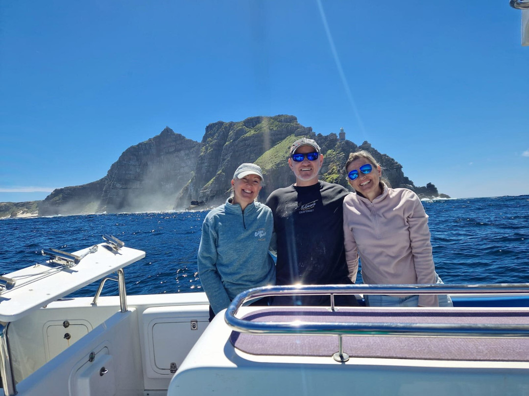 Cape Boat Charters-西门镇必去景点