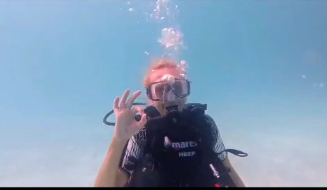 Amphibuzz Dive-Thulusdhoo Island必去景点