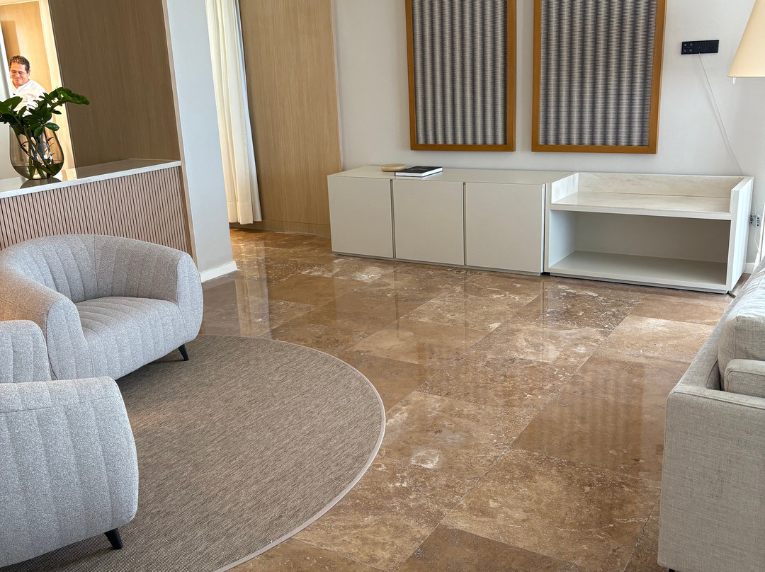 卓越集团女人海滩挚爱酒店-全包式主图