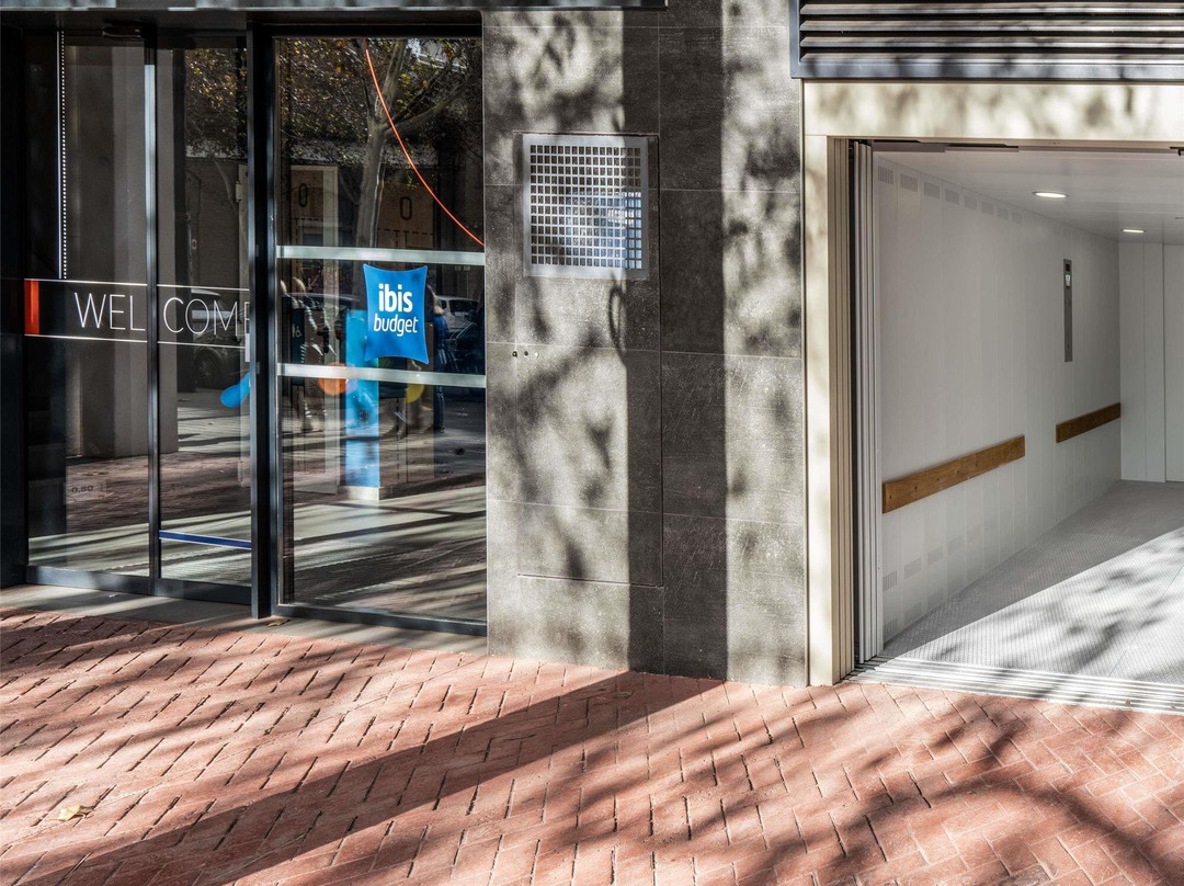 Cuatretonda酒店住宿-宜必思快捷巴伦西亚中心港酒店