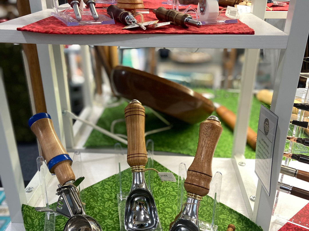 Artists At Work-Elkins必去景点