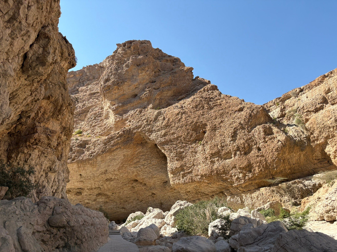 Wadi Bani Khalid-Al Kamil Wal Wafi必去景点