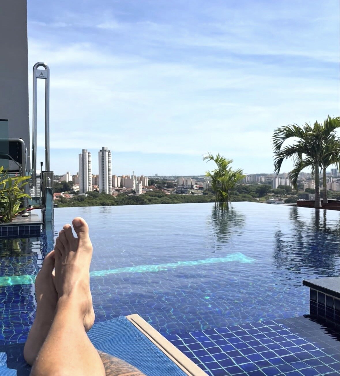 I Am Design Hotel + Residence-官方