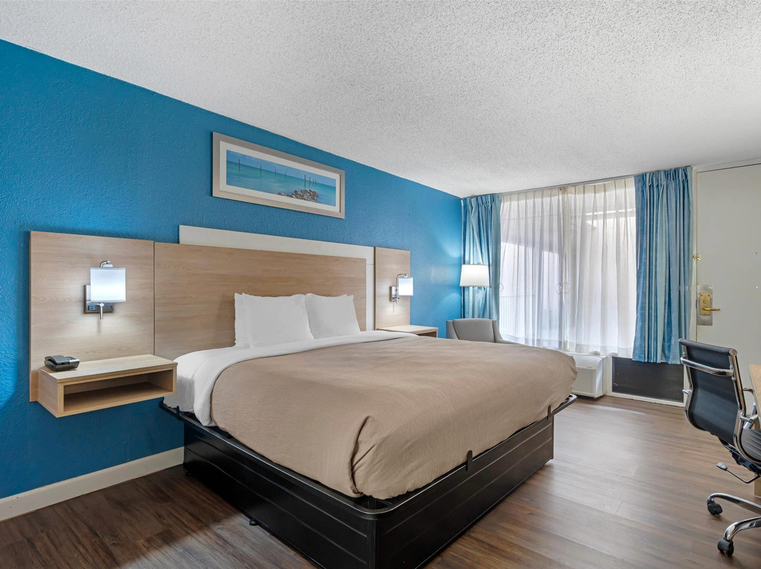 Quality Inn & Suites Conference Center