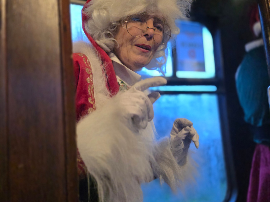 Pontypool and Blaenavon Railway-卡莱纳冯必去景点