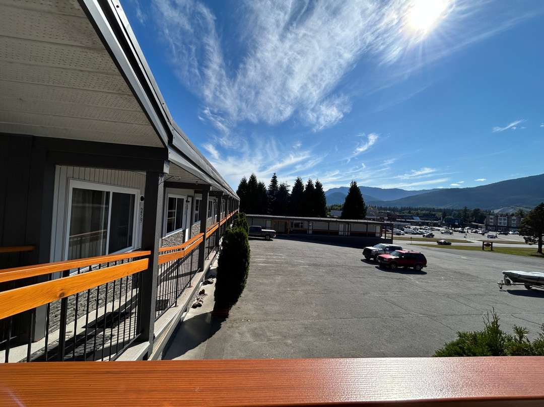 The Chalet Inn主图