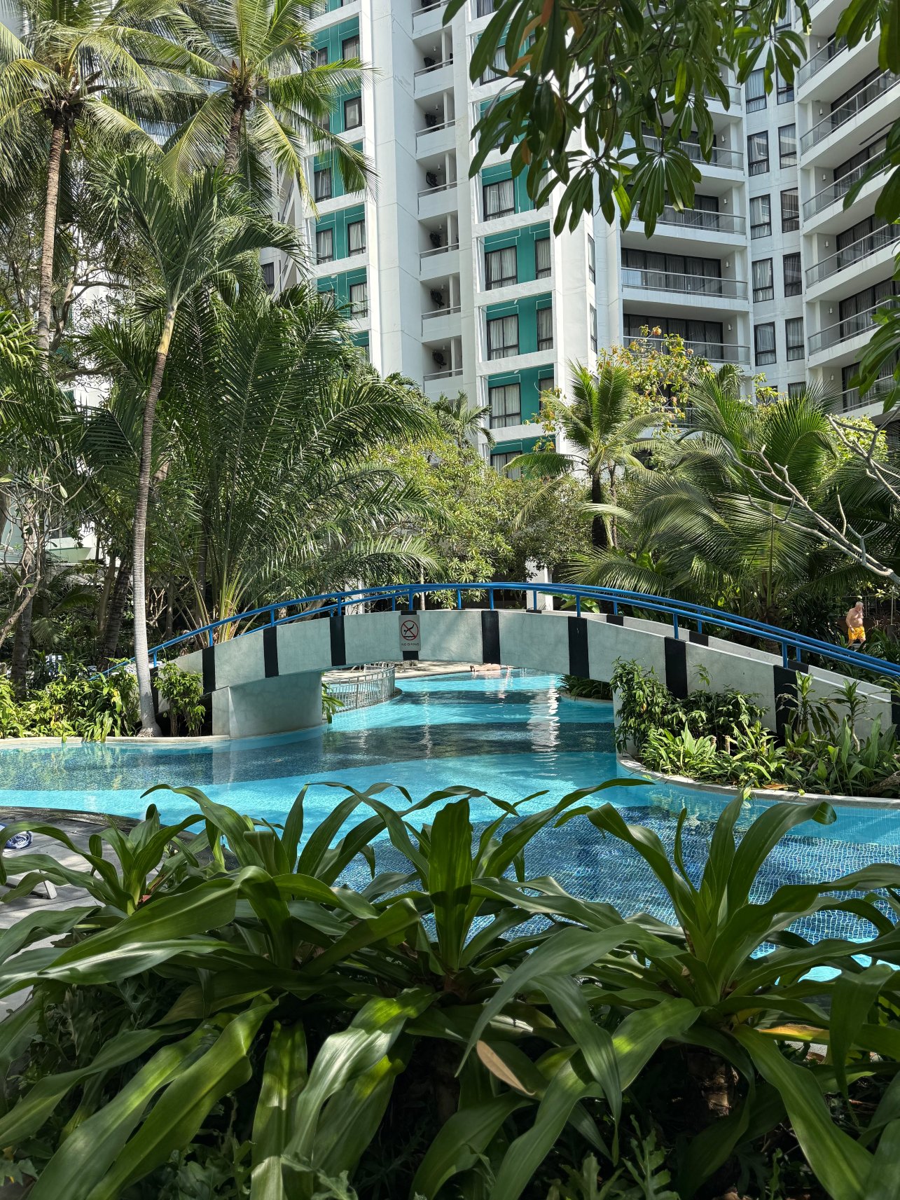 察殿曼谷沙吞服务公寓-泳池