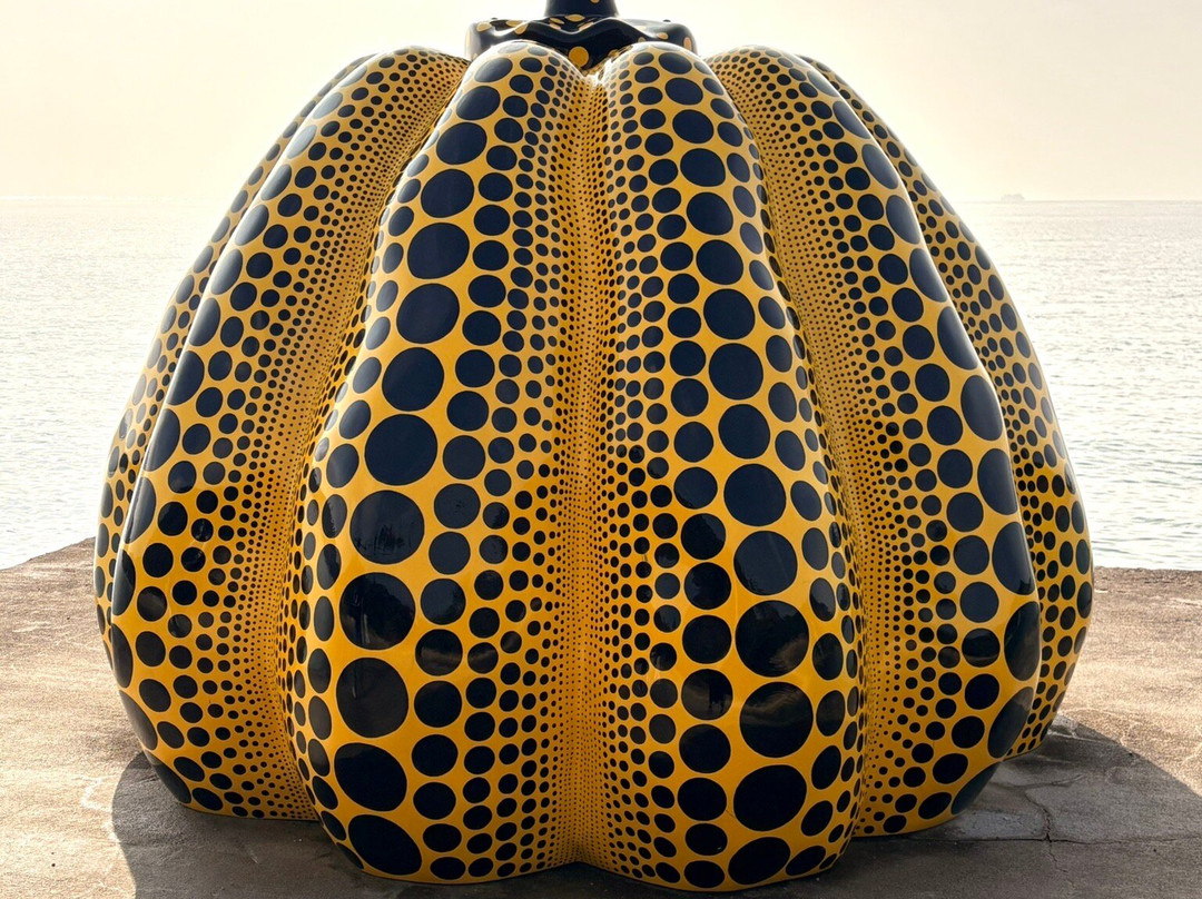 Yellow Pumpkin-直岛町必去景点