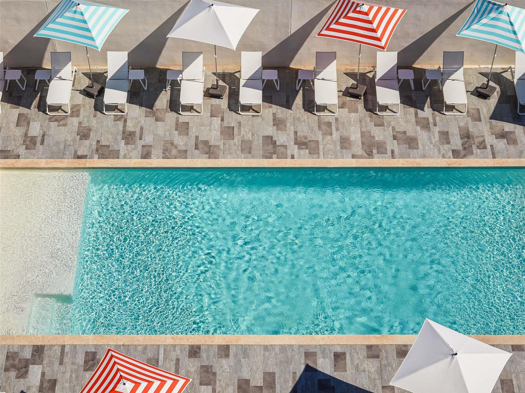 Carnon酒店住宿-宜必思尚品蒙彼利埃机场会展中心酒店