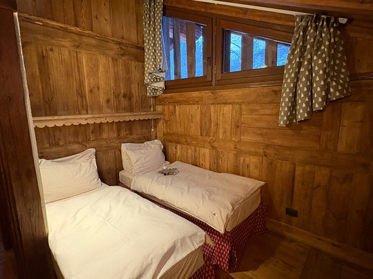 Au Coeur des Neiges主图