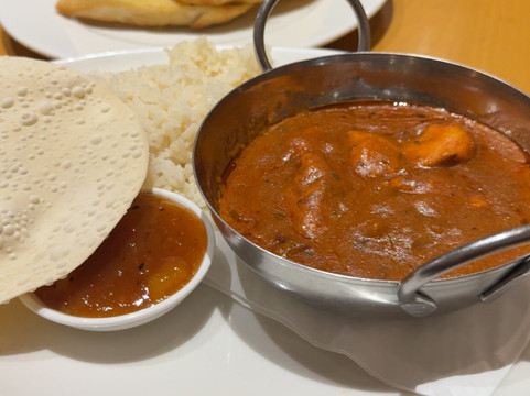 德比南普瑞米尔酒店主图