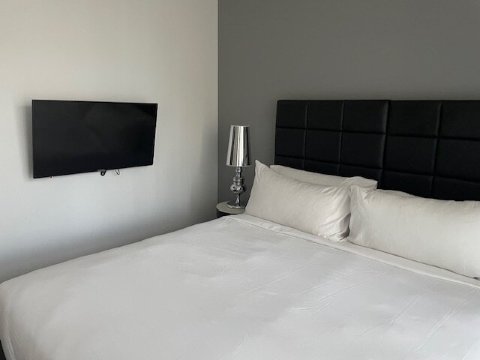 美利通套房酒店-车士活-客卧