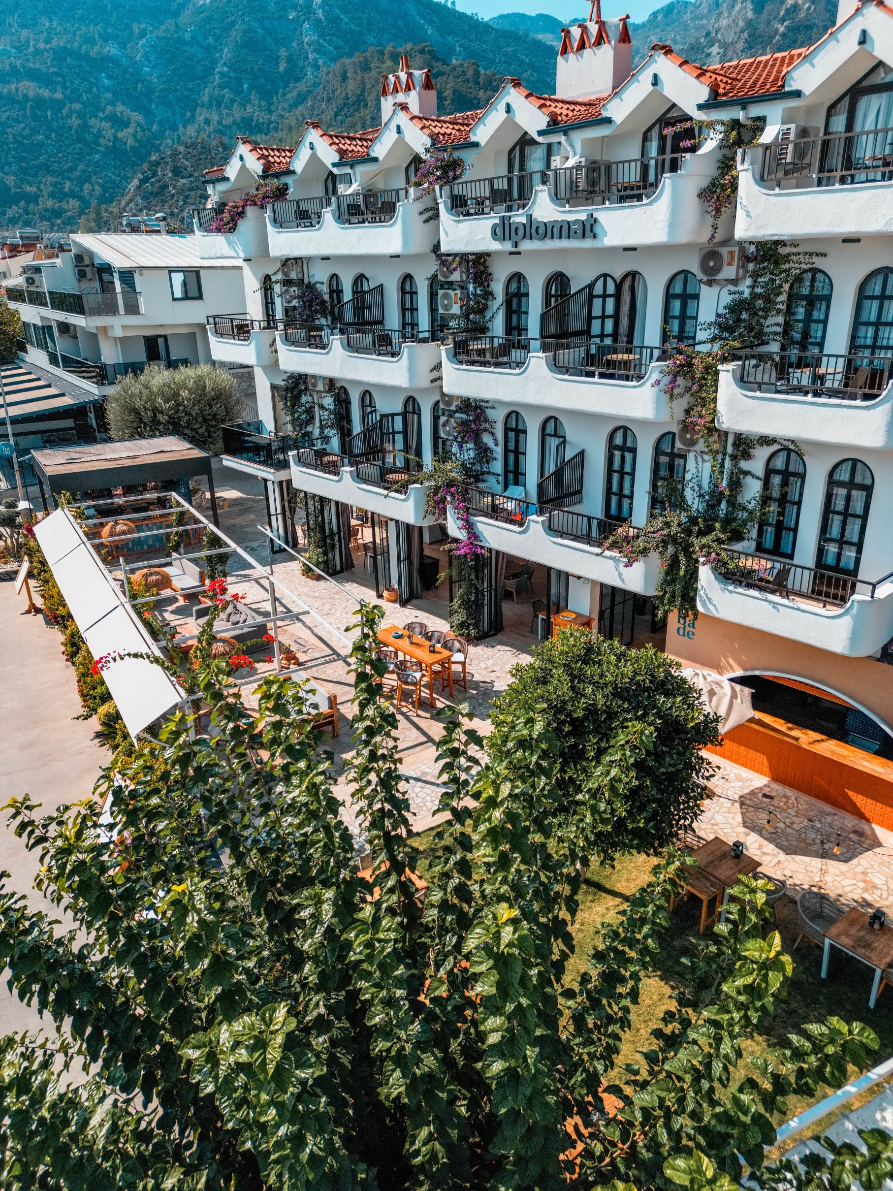 图伦克外交官酒店-浴室