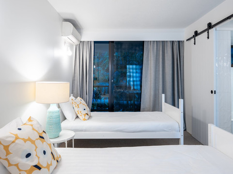 The Rocks Resort主图