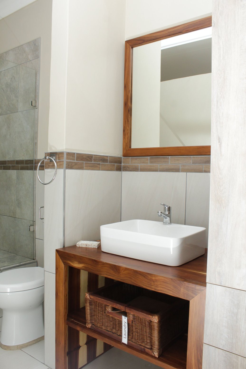 The Hank Guesthouse-浴室