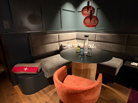 胡斯格施塔德酒店主图