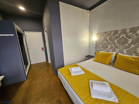 自然中的桑塔纳休眠去B&B