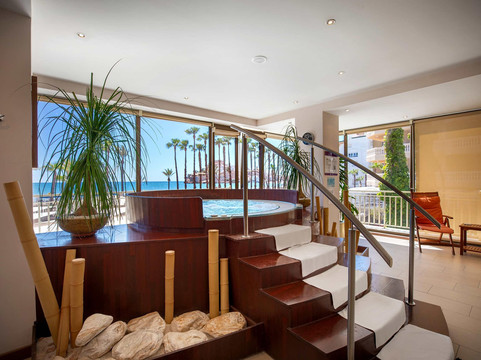 瑟维集团帕帕卢纳酒店主图