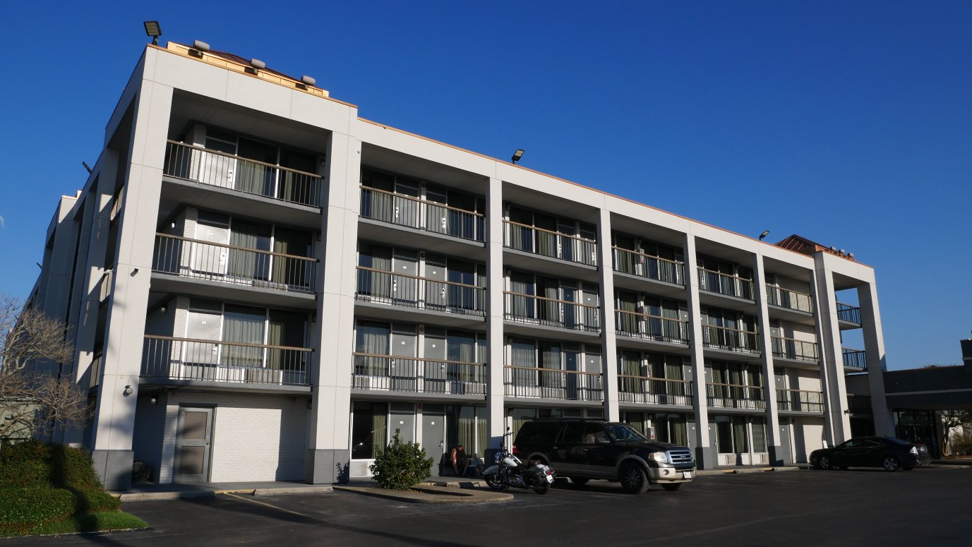 阿伦港巴顿坊西凯艺套房酒店-浴室