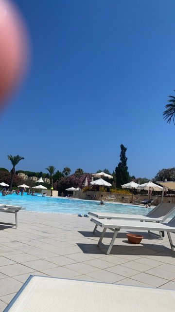 奥特朗托乐查勒海滩度假酒店-官方