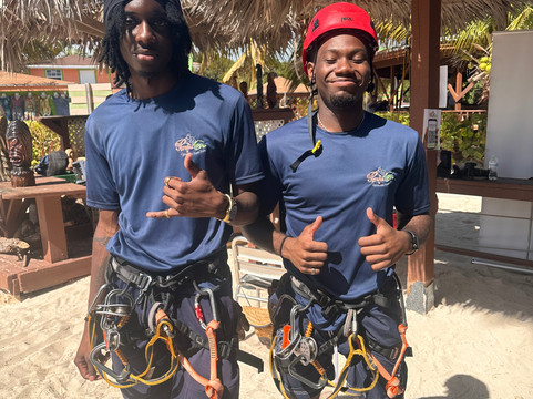 Pirate's Cove Zip Line and Water Park-弗里波特必去景点