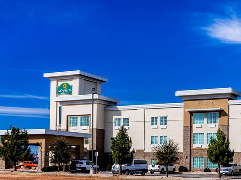 安德鲁斯拉昆塔温德姆套房酒店主图