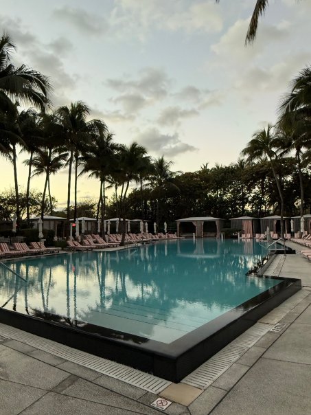 南海滩W酒店-泳池