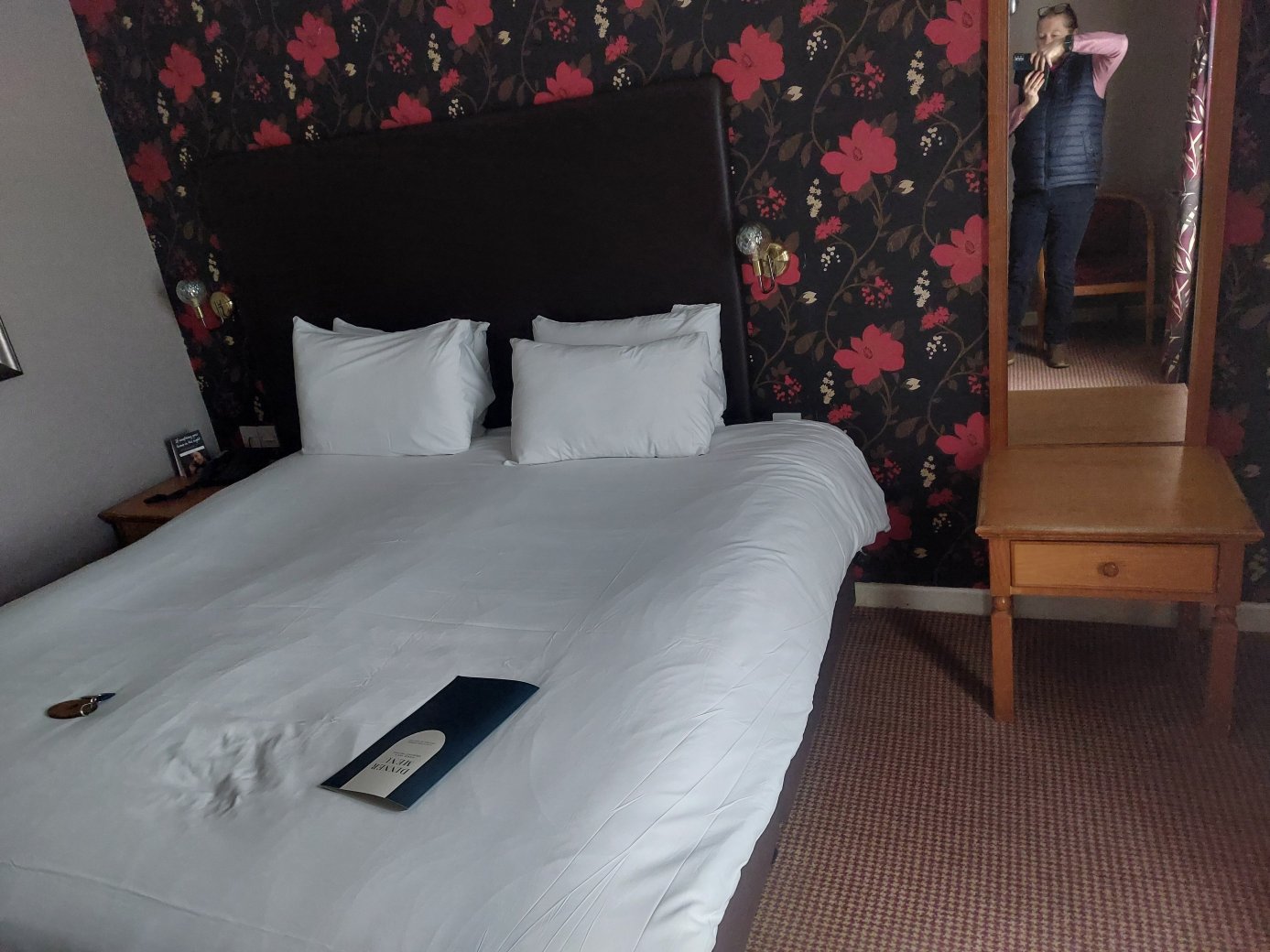 皇家乔治比尔迪里普酒店 - 格林国王旅馆-官方