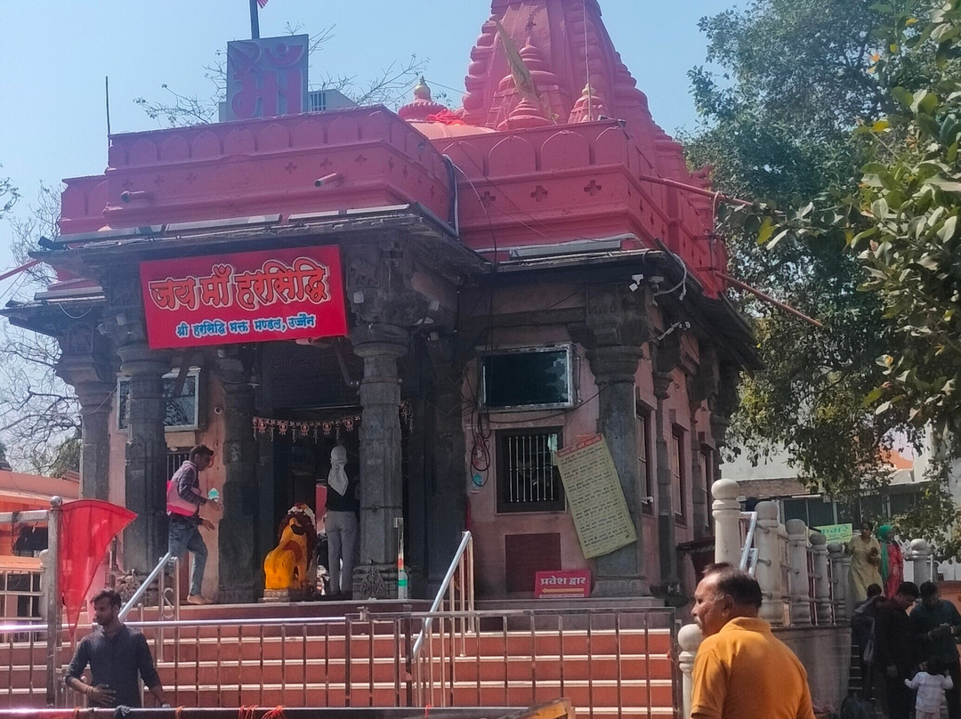 Triveni Ghat Sri Saneeshwara Navagraha Temple-乌阇必去景点