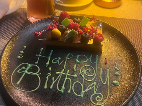 内罗毕两河购物中心假日酒店主图