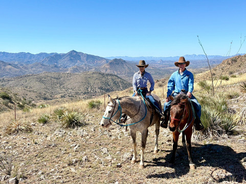 Double R Ranch-Elgin必去景点