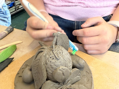 Alex Allpress Pottery School-Builth Wells必去景点